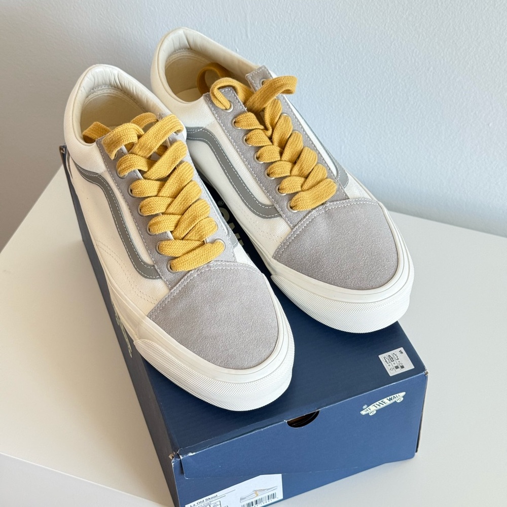 NEW Vans Lx Old Skool in Gray and Marshmallow with Yellow Laces
